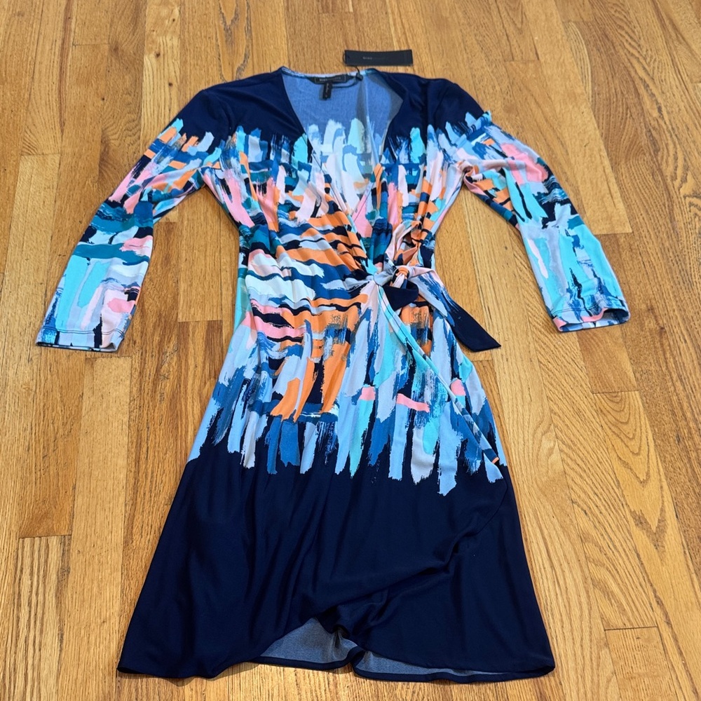 NWT BCBGMaxazaria Colorful Abstract Wrap Dress Women’s Medium